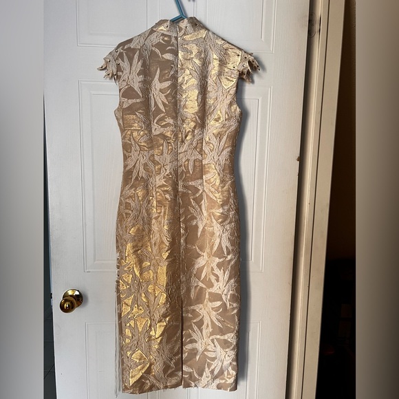 BNWT Cream qipao with leaf pattern - Picture 2 of 2